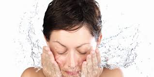 Best Face Washes for Oily Skin